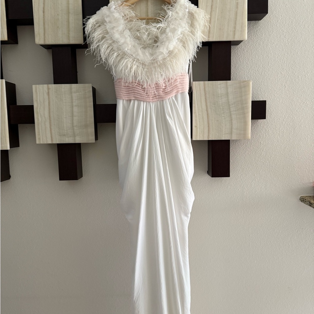 BCBG MaxAzria Elegant White and Pink Feathered Dress